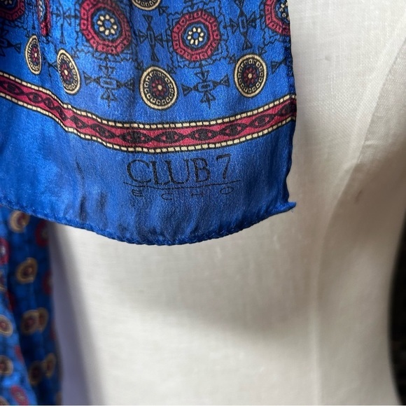 Echo Silk Scarf lightweight blue with circle pattern design red gold - Picture 3 of 4